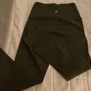 Lululemon Wunder Under Leggings